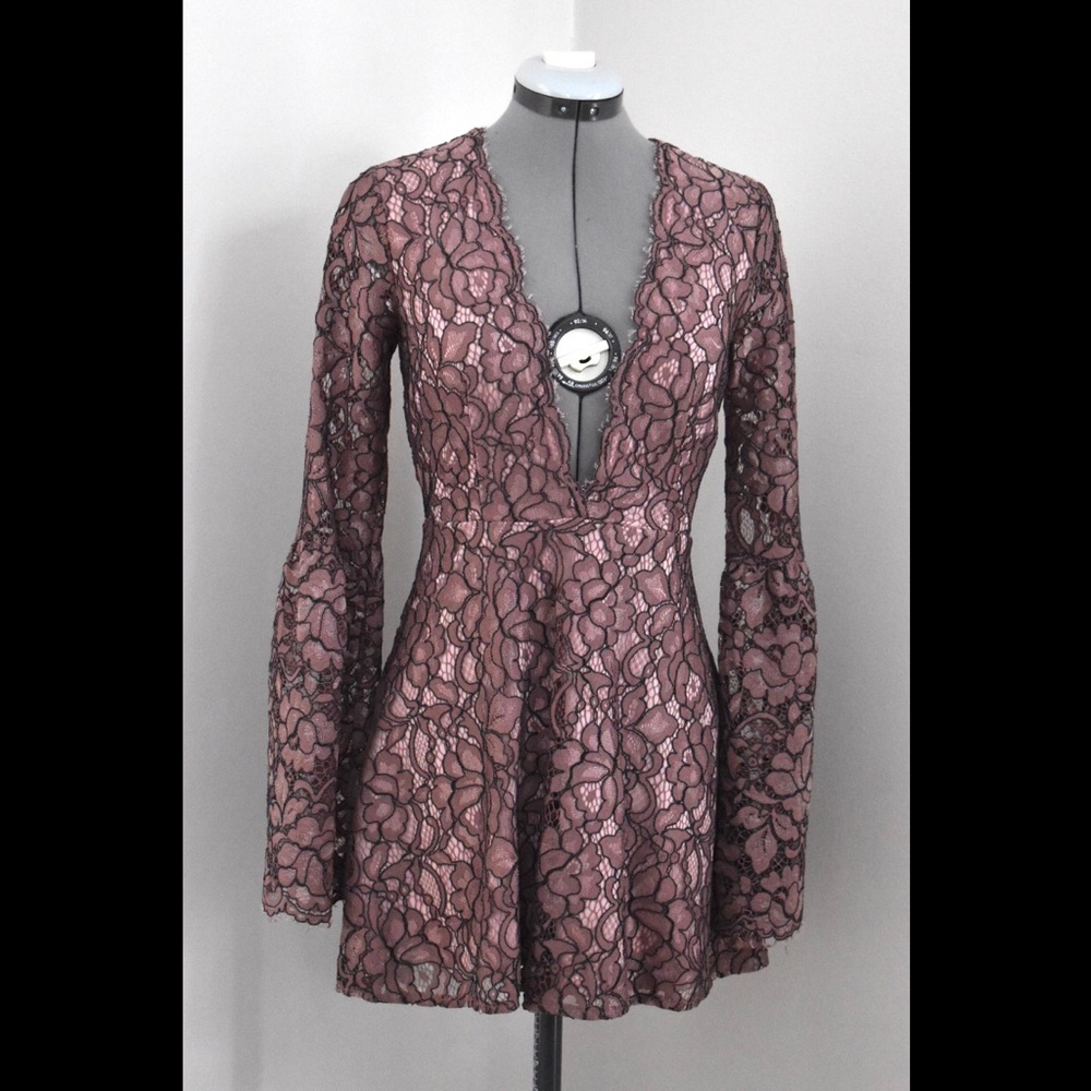 TOBI Lace Cocktail Dress in Purple, Size XS - Picture 2 of 7